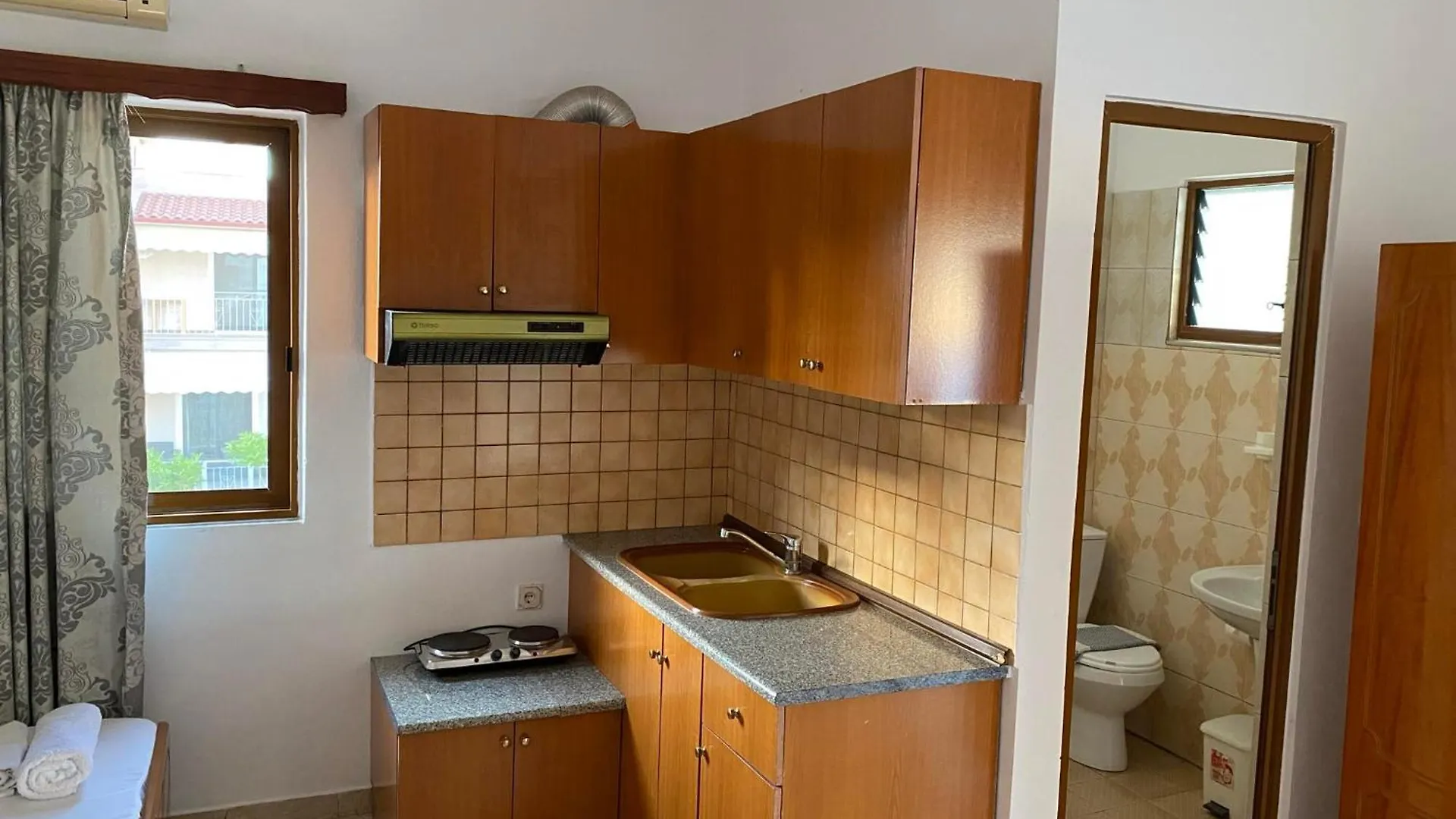 Διαμέρισμα Villa Earta & Leo Εξαμίλιο