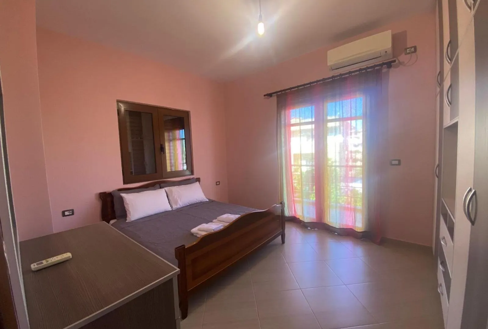 Villa Earta & Leo Εξαμίλιο Διαμέρισμα